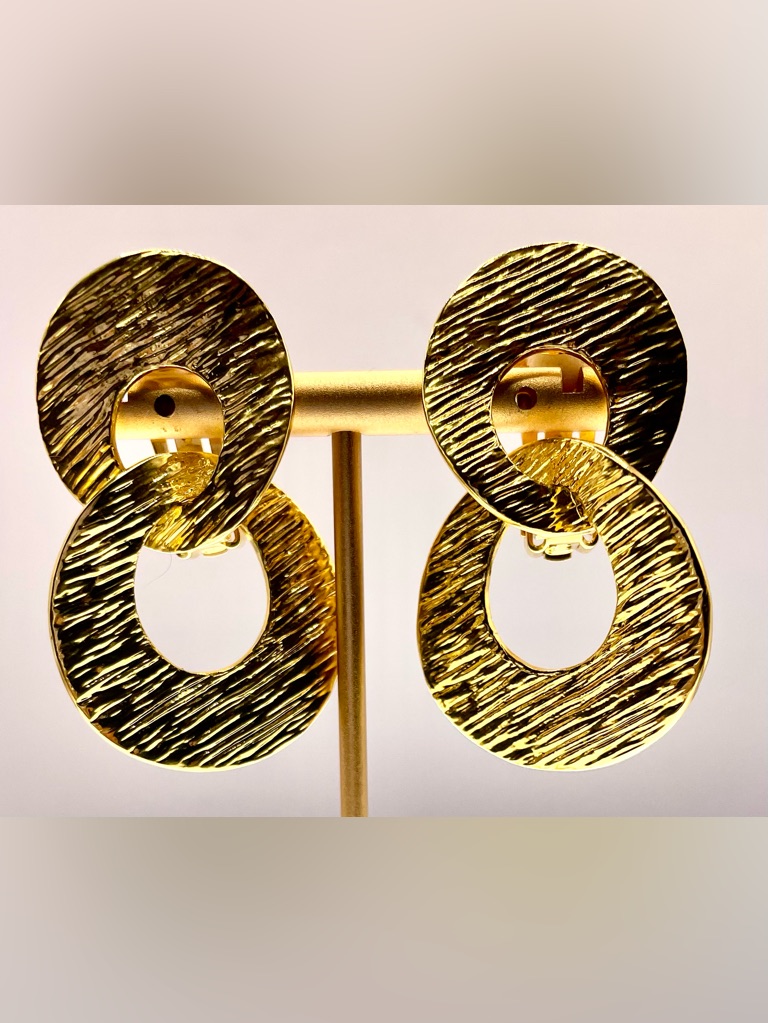 Vintage Kjl Gold Tone Door Knocker Earrings Oversized Statement Clip Signed